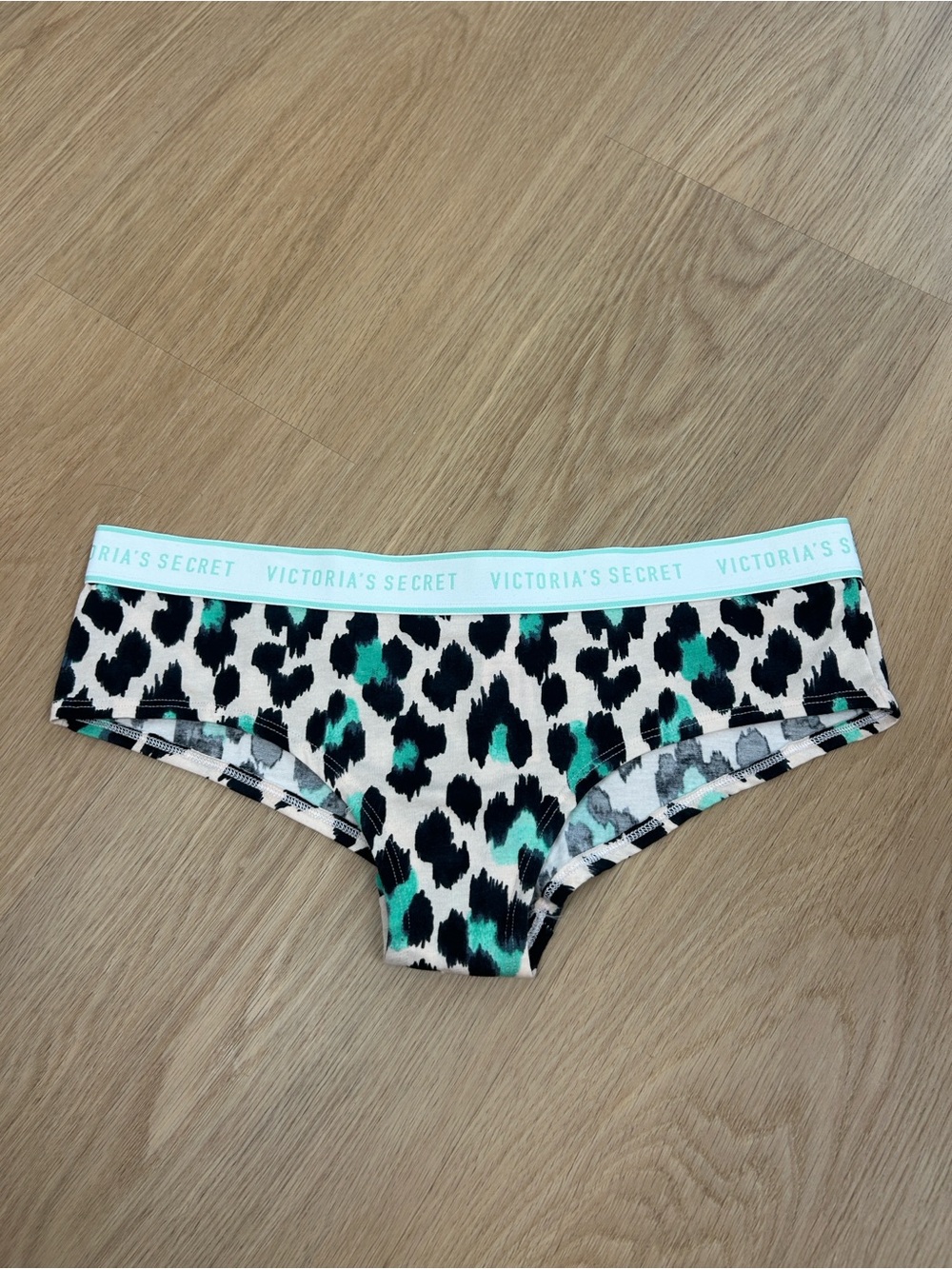 NWT Victoria's Secret Cheeky Cheetah Leopard Print Panty XL